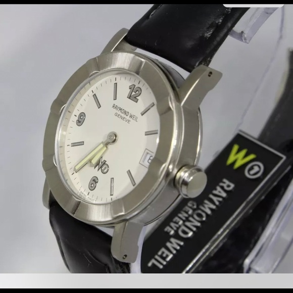 NWT Raymond Weil W1 3000/3001 Swiss Ladies Quartz Below $795 Retail w/Brown Band - Picture 2 of 12